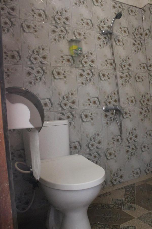 Wl Guesthouse Labuan Bajo Exteriör bild