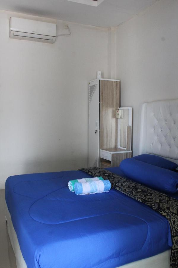 Wl Guesthouse Labuan Bajo Exteriör bild
