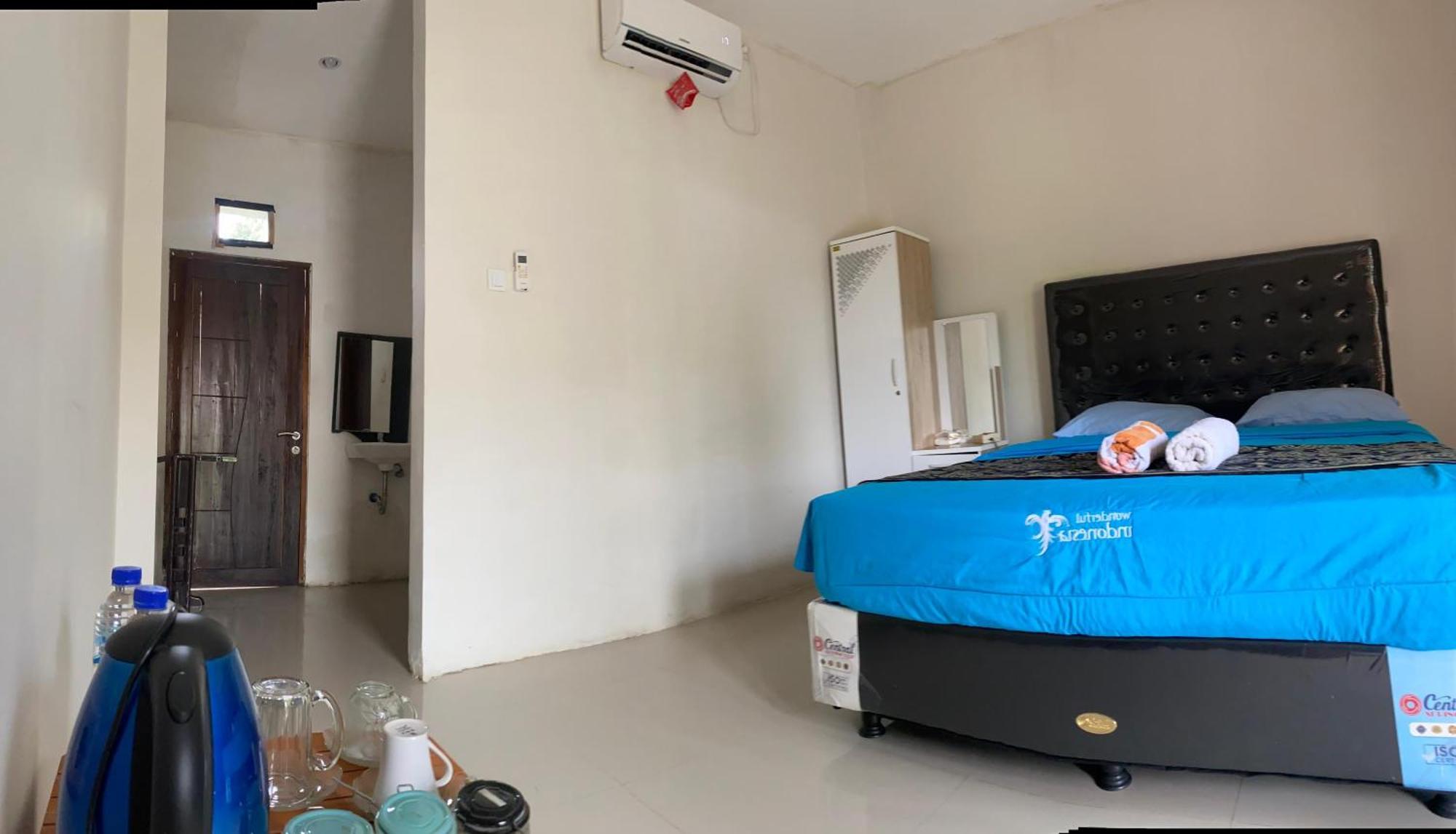 Wl Guesthouse Labuan Bajo Exteriör bild